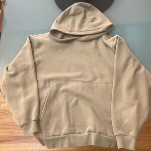 Lulu Lemon men’s medium steady state hoodie. Worn twice washed twice.
